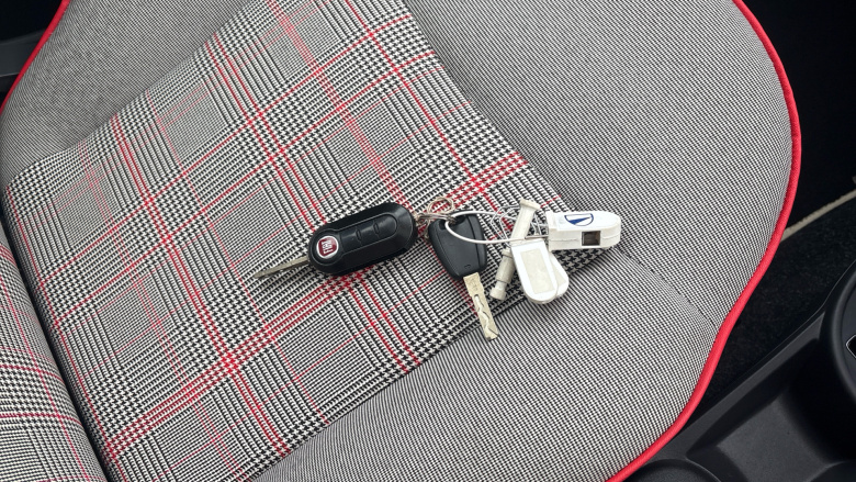 Fiat 500 1.2 Lounge 3dr Petrol Hatchback